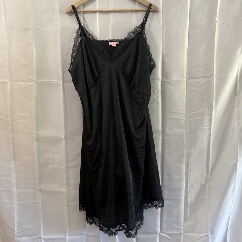 COMFORT CHOICE Slip Plus 50 Black Nightgown Lingerie Adjustable‎ Inside Layer